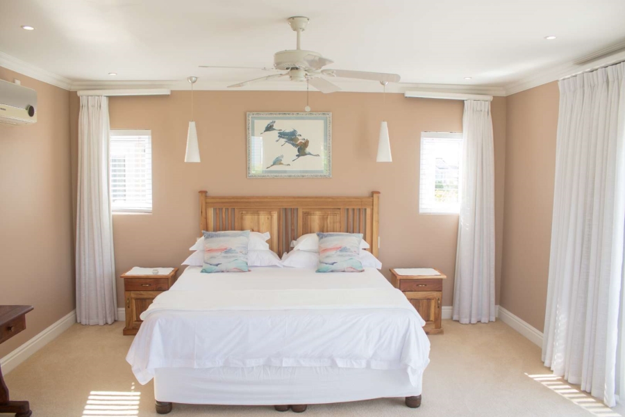 To Let 4 Bedroom Property for Rent in Thesen Islands Western Cape